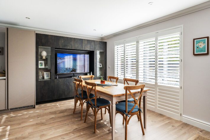 Light and Bright Dining Space