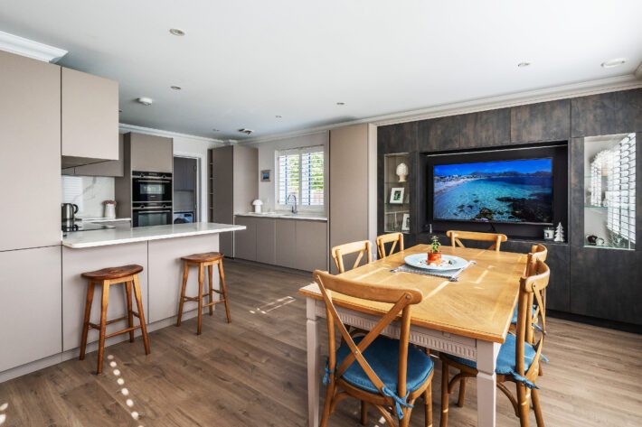 Bespoke Open Plan Kitchen